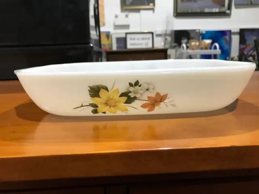 Vintage Pyrex Baking Dish - Autumn Glory 9 x 11