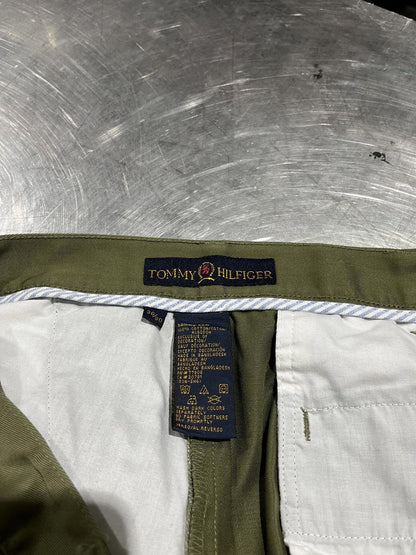 Vintage Tommy Hilfiger Khaki olive Chinos (Men’s Size 36/30)