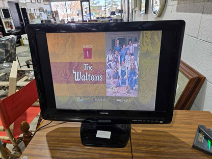 Toshiba 22" LCD TV DVD HDMI Combo (DVD not Ejecting)