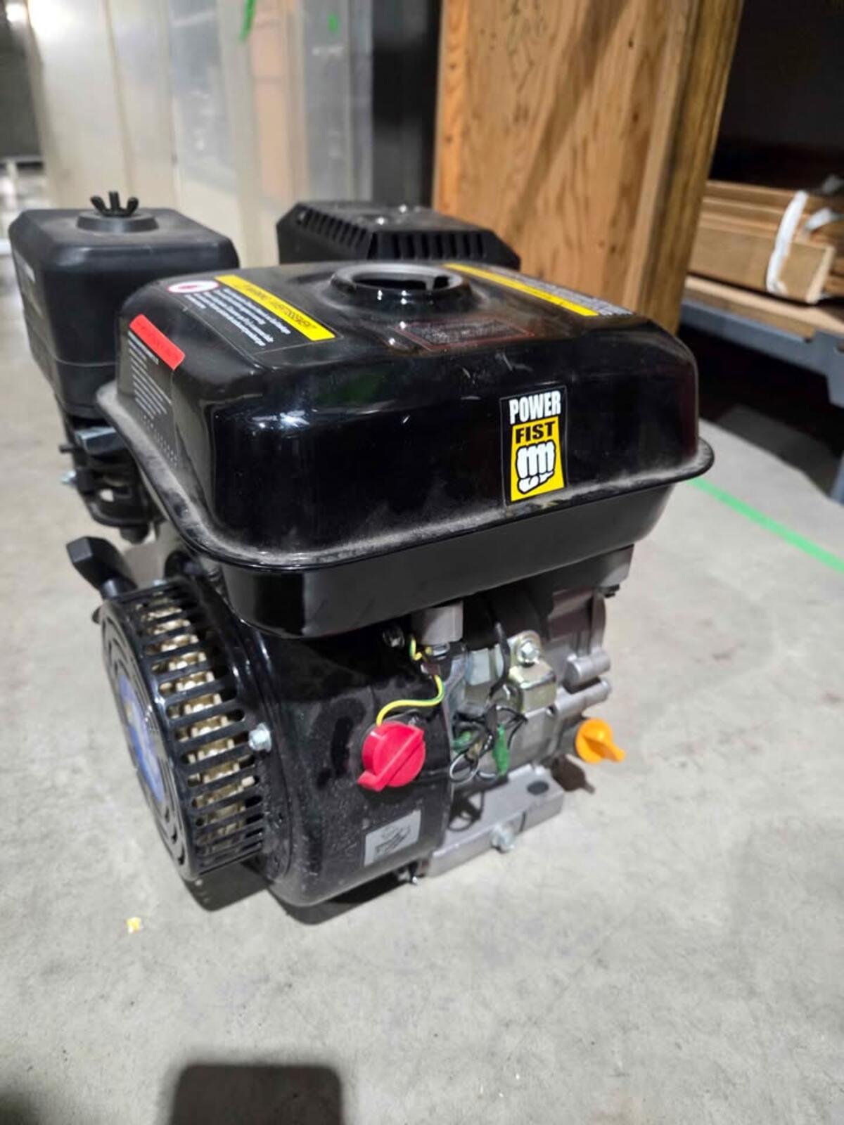 New! Power Fist 6.5 HP OHV Small Gas Engine