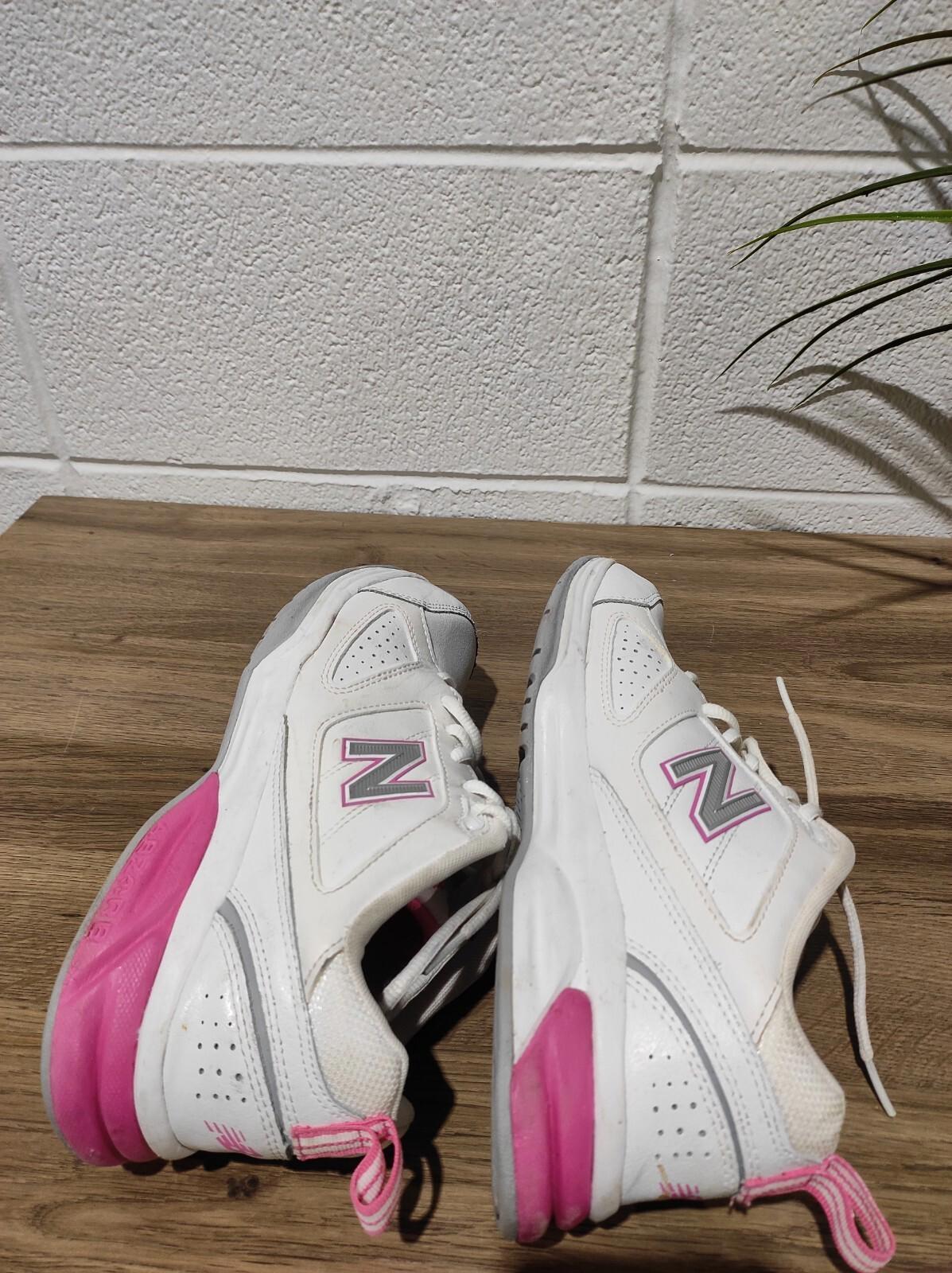 New Balance 623 Women's Size 9 Wide Sneakers White