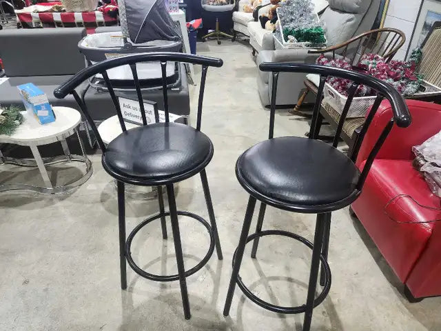 Set of 2 Swivel Bar Stools - 28"