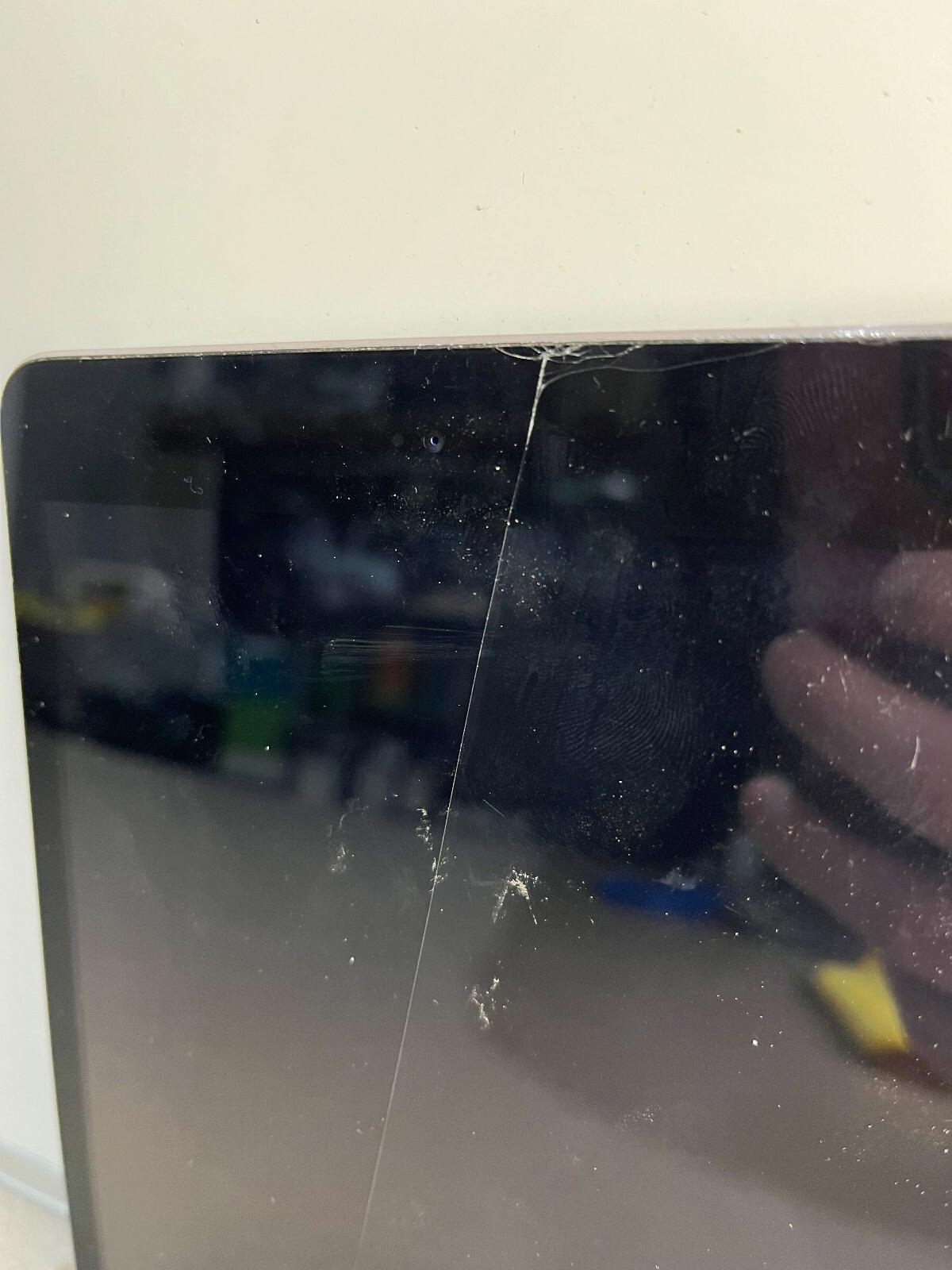 iPad Mini 2 128GB Wifi Black Cracked Screen