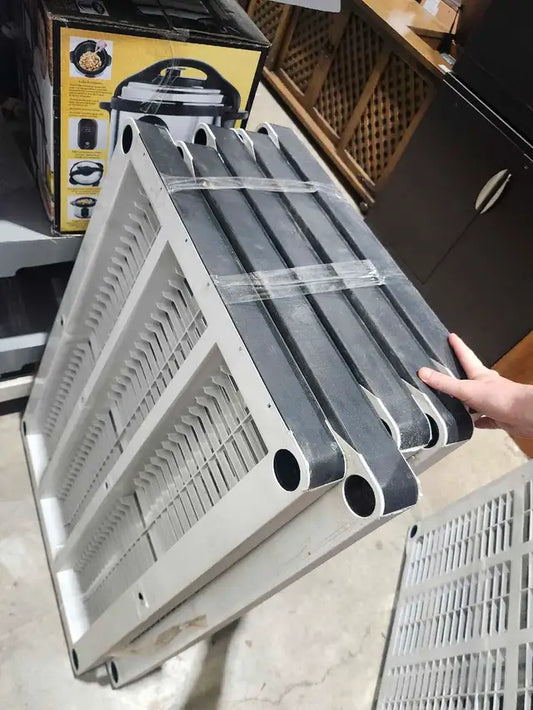 5-tier plastic storage shelving