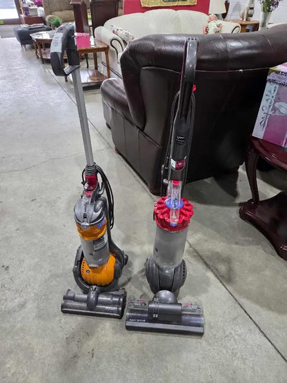 2 Dysons - Heads not spinning - Parts/Repair