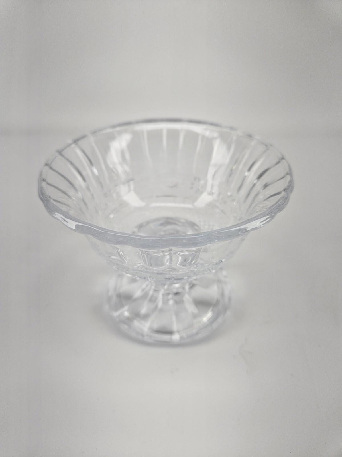 4 X Renaissance Collection Footed Bowls