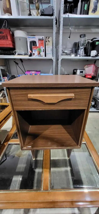 Mid-Century Modern Nightstand 15Dx26Tx18W