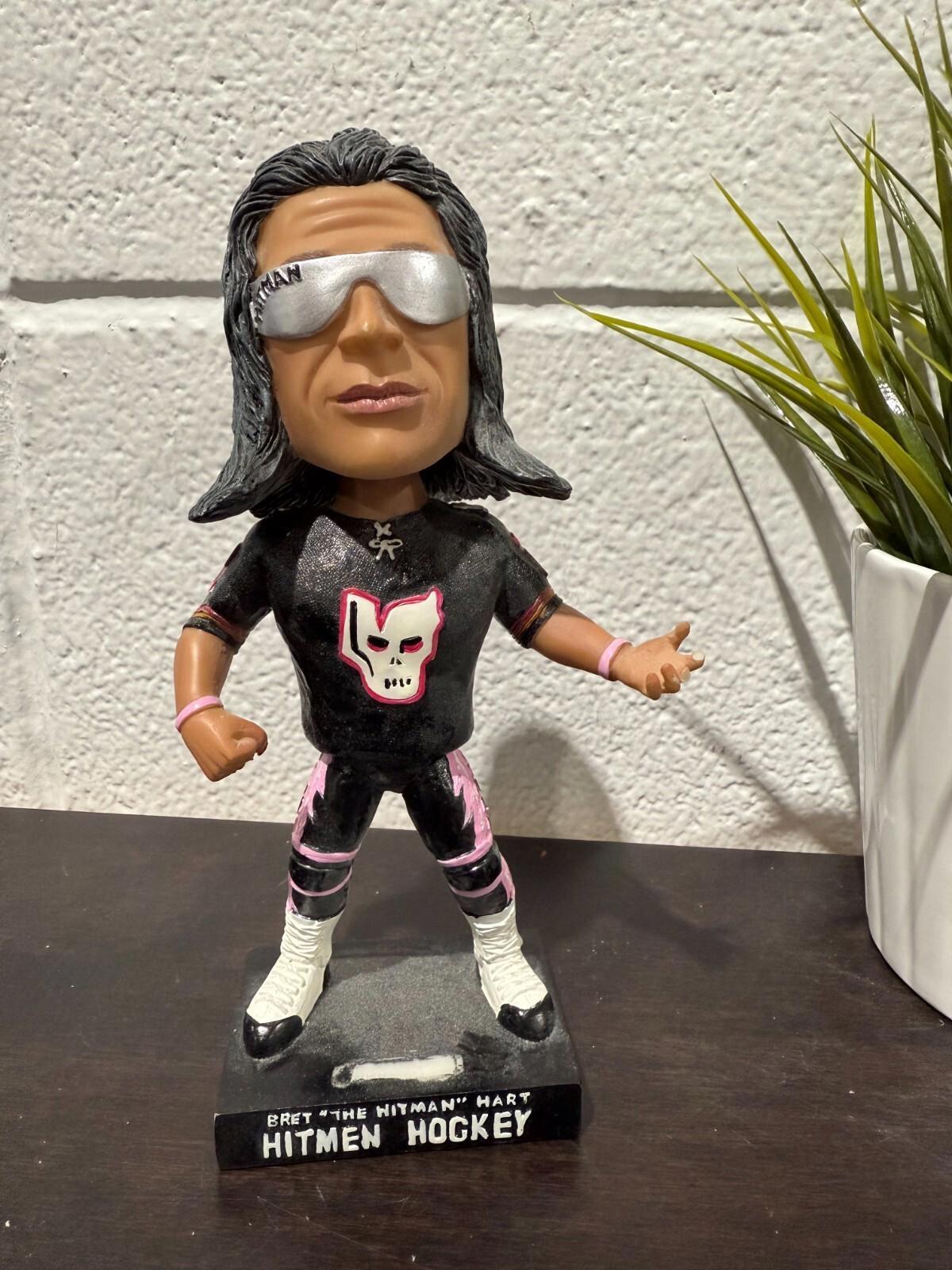 Figurine à tête branlante BRET HART des Hitmen de Calgary (hockey), 7 po, par Wendy’s