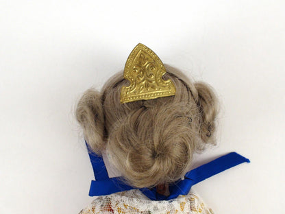 VINTAGE GOOD CONDITION  1964 Walt Disney Productions Vinyl Doll - Mary Poppins