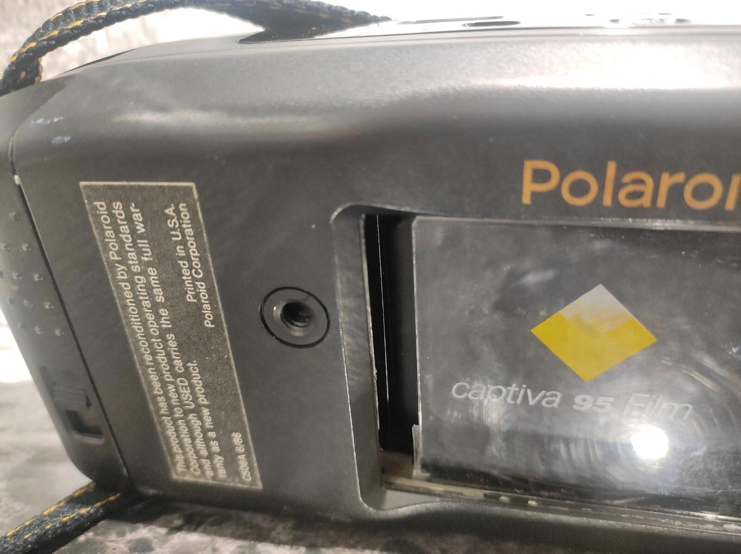 Vintage POLAROID Captiva SLR /QPS Auto Focus Camera F12-107 MM