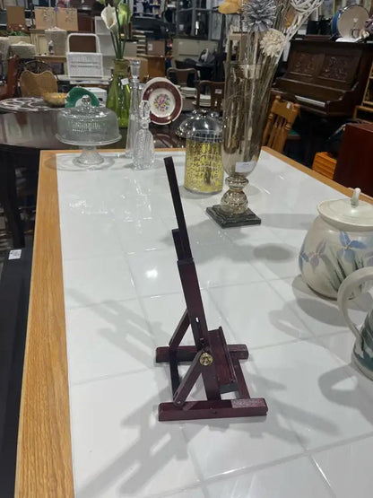 Small Easel stand