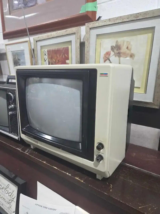 Amdek Color-I Retro 14" Television
