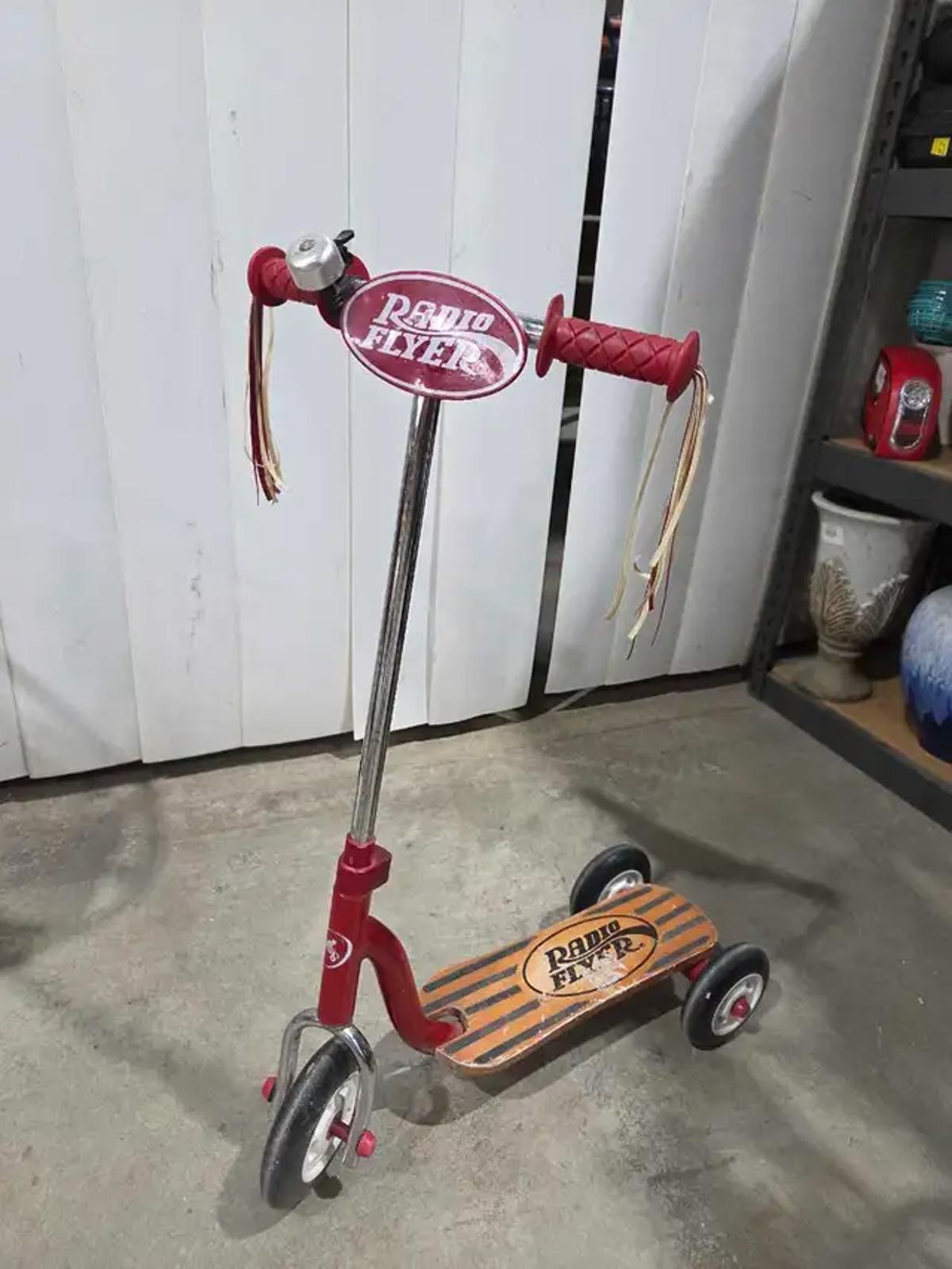 Vintage Radio Flyer Little Red Scooter