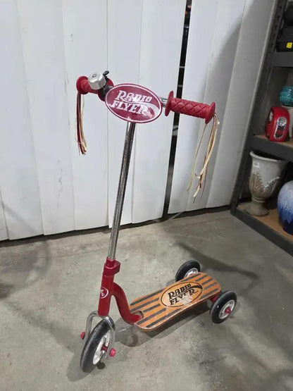 Vintage Radio Flyer Little Red Scooter