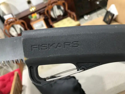 Fiskars Pruning Saw with 10-inch Razor Sharp Blade