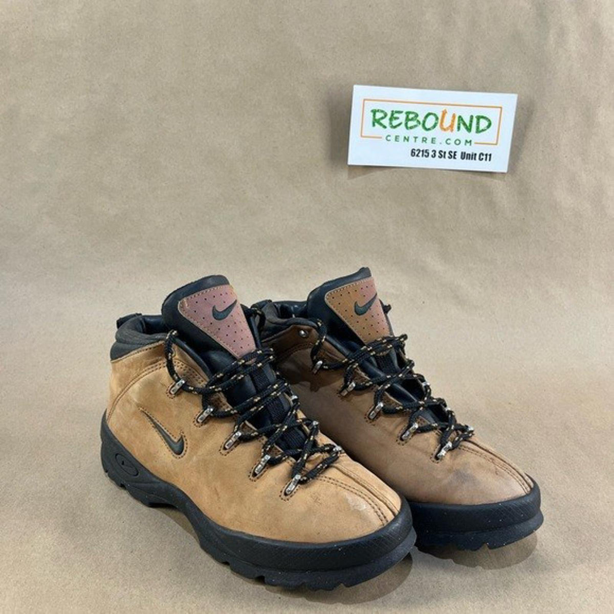 Chaussures Nike ACG Gimli vintage (Pointure 5,5Y)