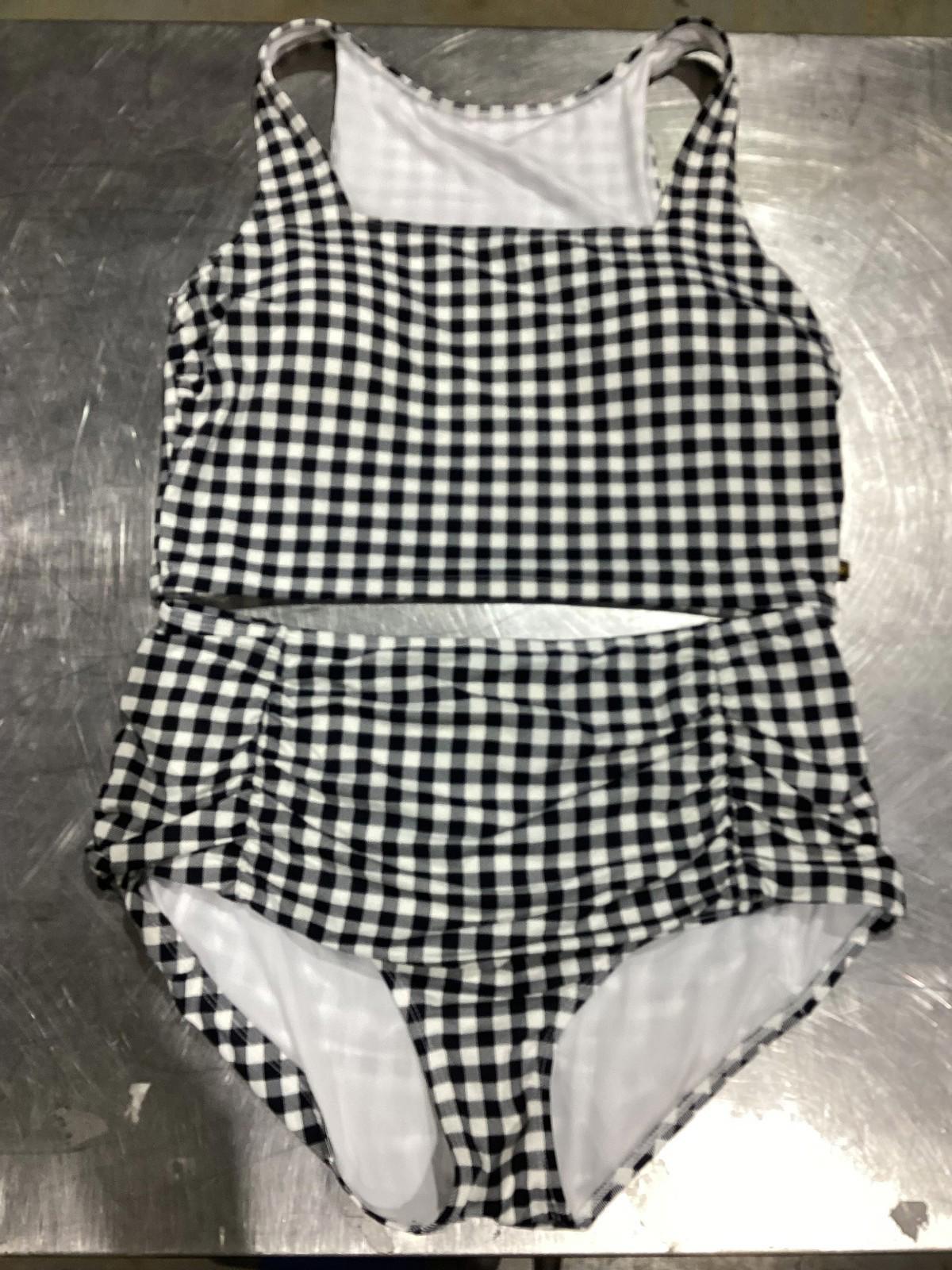 La vien rose 2 Piece Swimsuit Bikini size L