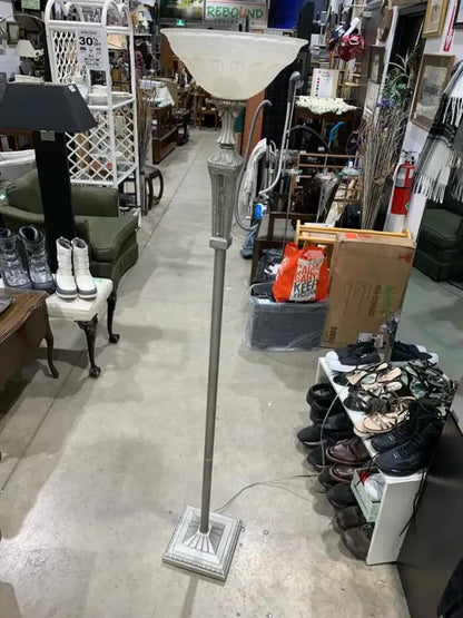 Metal base Art Deco Style Floor Lamp