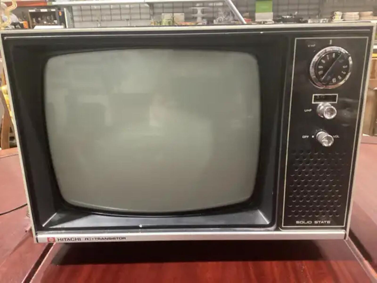 Retro Hitachi IC Transistor Television