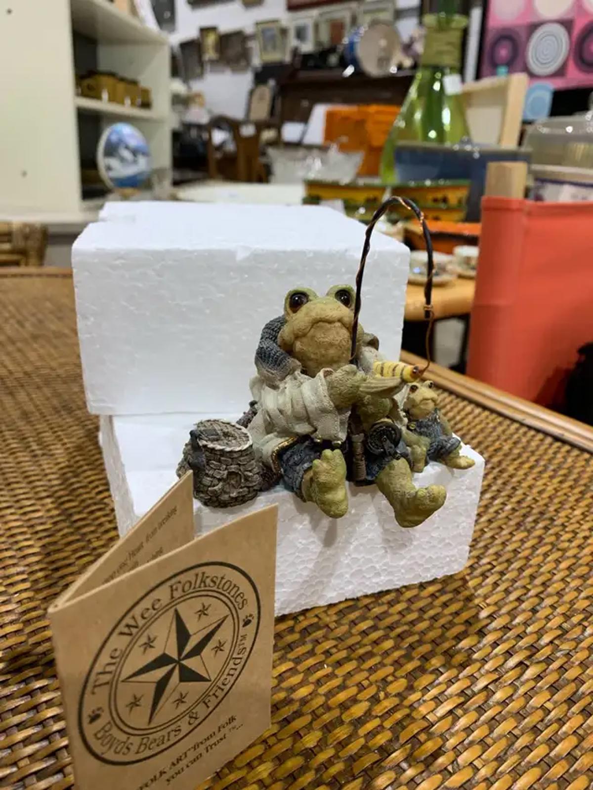Boyds Bears Frogmorton and Tad