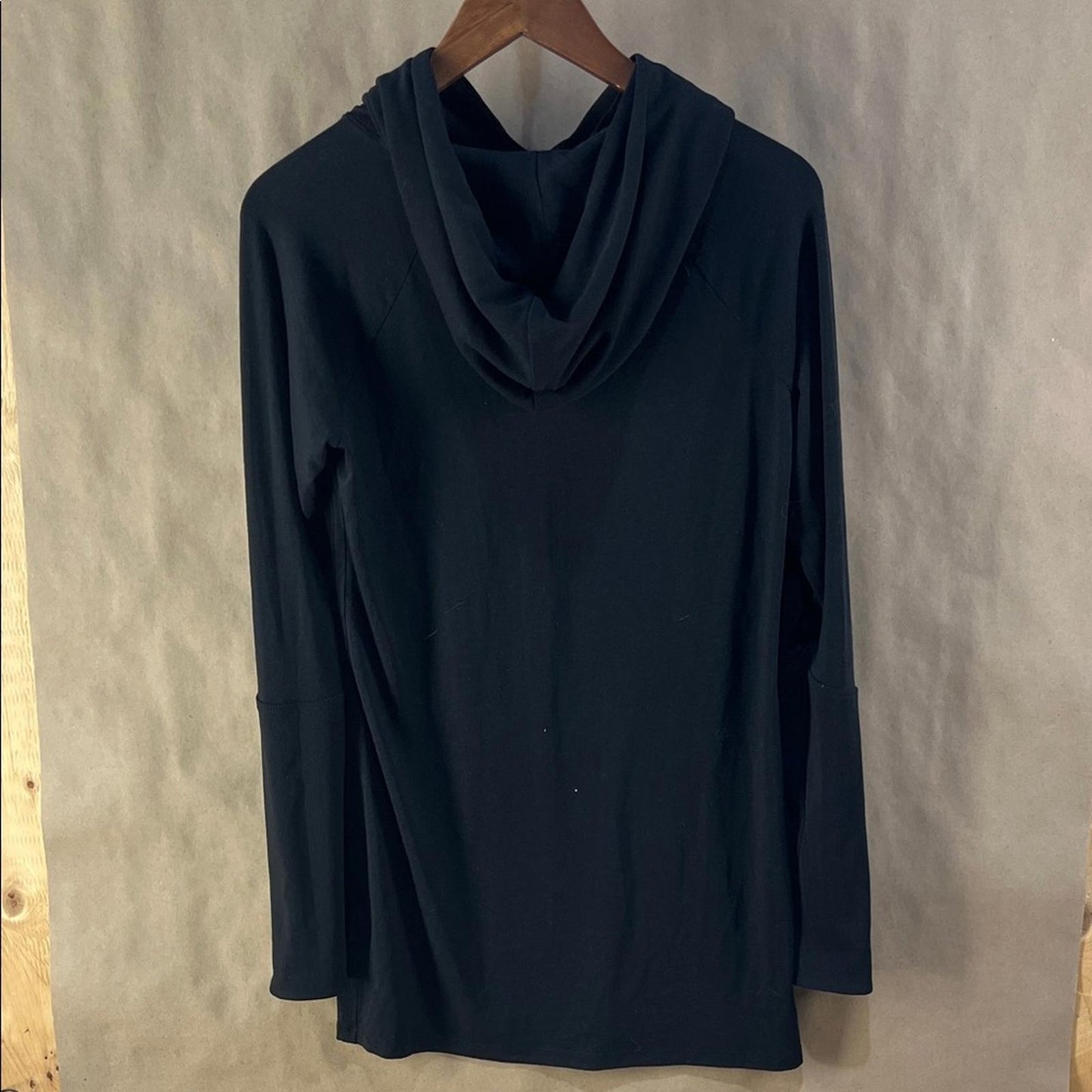 Athleta Women’s Black Lightweight Long Sleeve Hoodie (Size M)