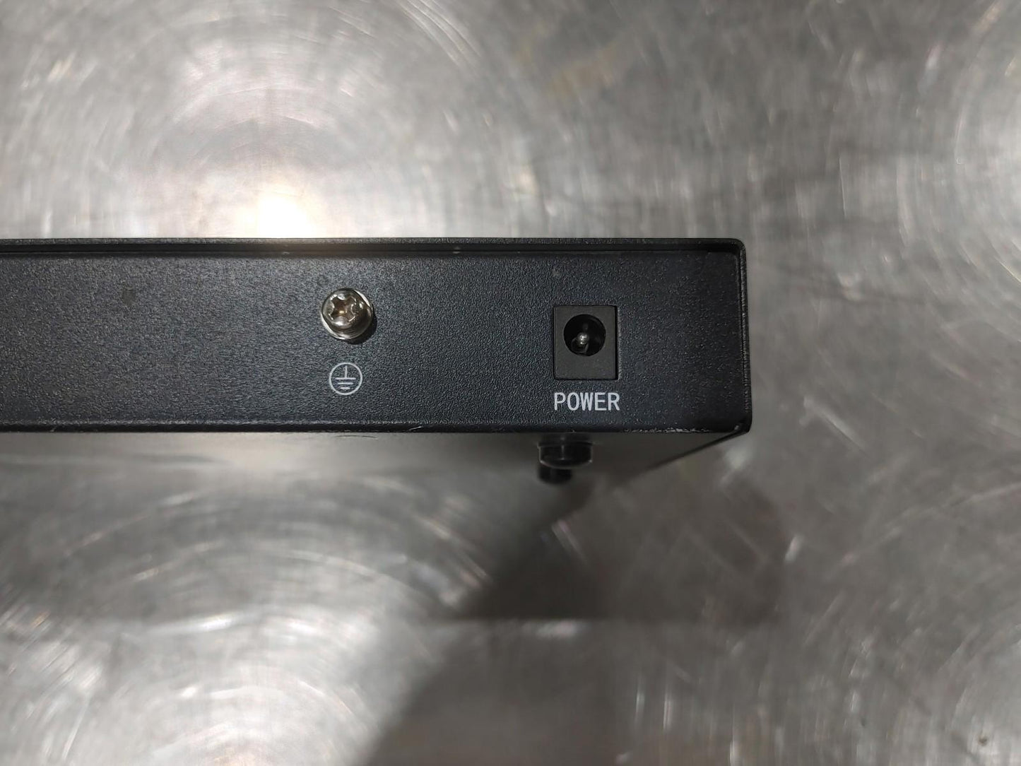 Good Condition BSD Networks POE Switch Model BSD-1008PGE-9P Power Tested w/ cord