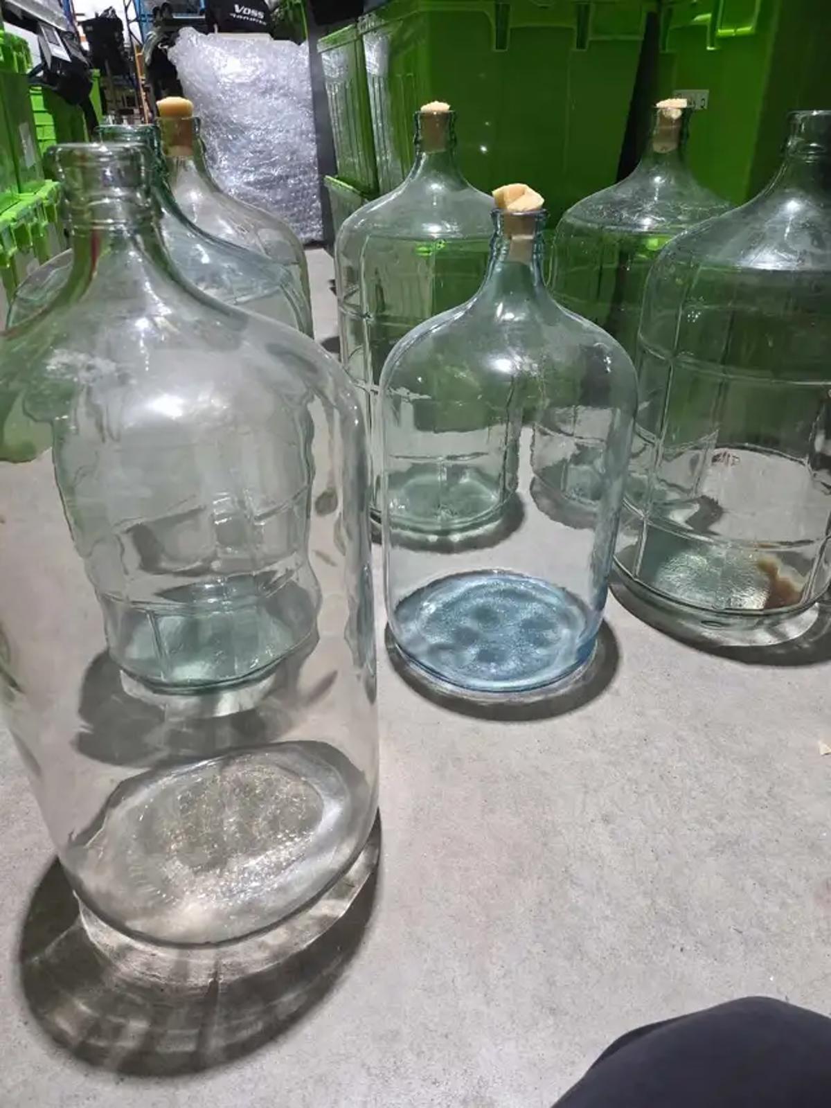 Glass 5 Gallon Carboys - 7 available