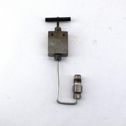 HiP 15-12AF2-REG Taper Seal Valve Fitting With Connector - 15 000 PSI - Used
