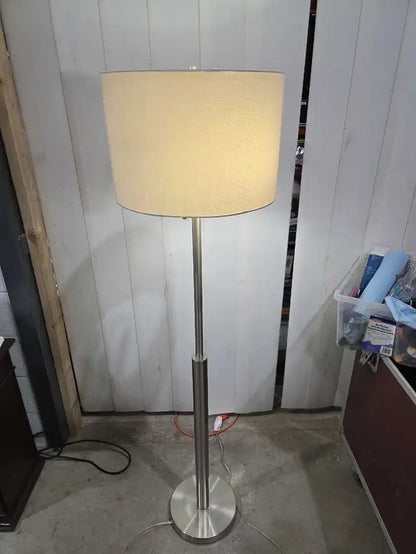 Sleek Modern Floor Lamp