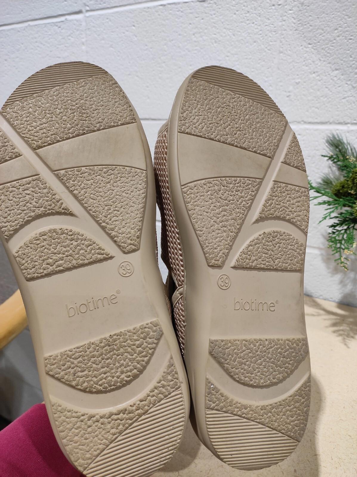 Biotime Women's Sandals Darrell Adjustable Hook & Loop Strap Brown S- 39/ 8- 8.5