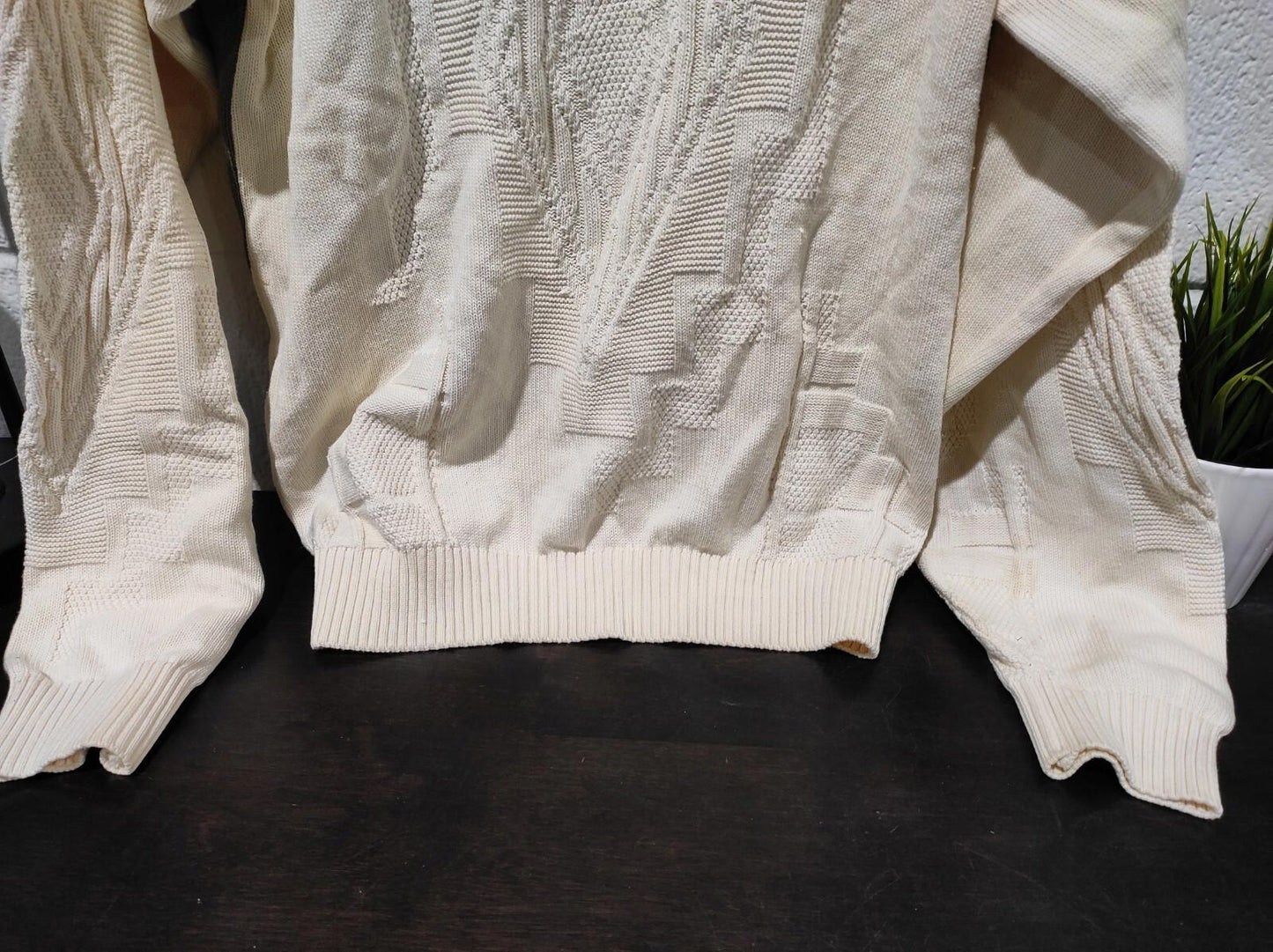 Rio Sollway Calgary Beige Pullover Sweater