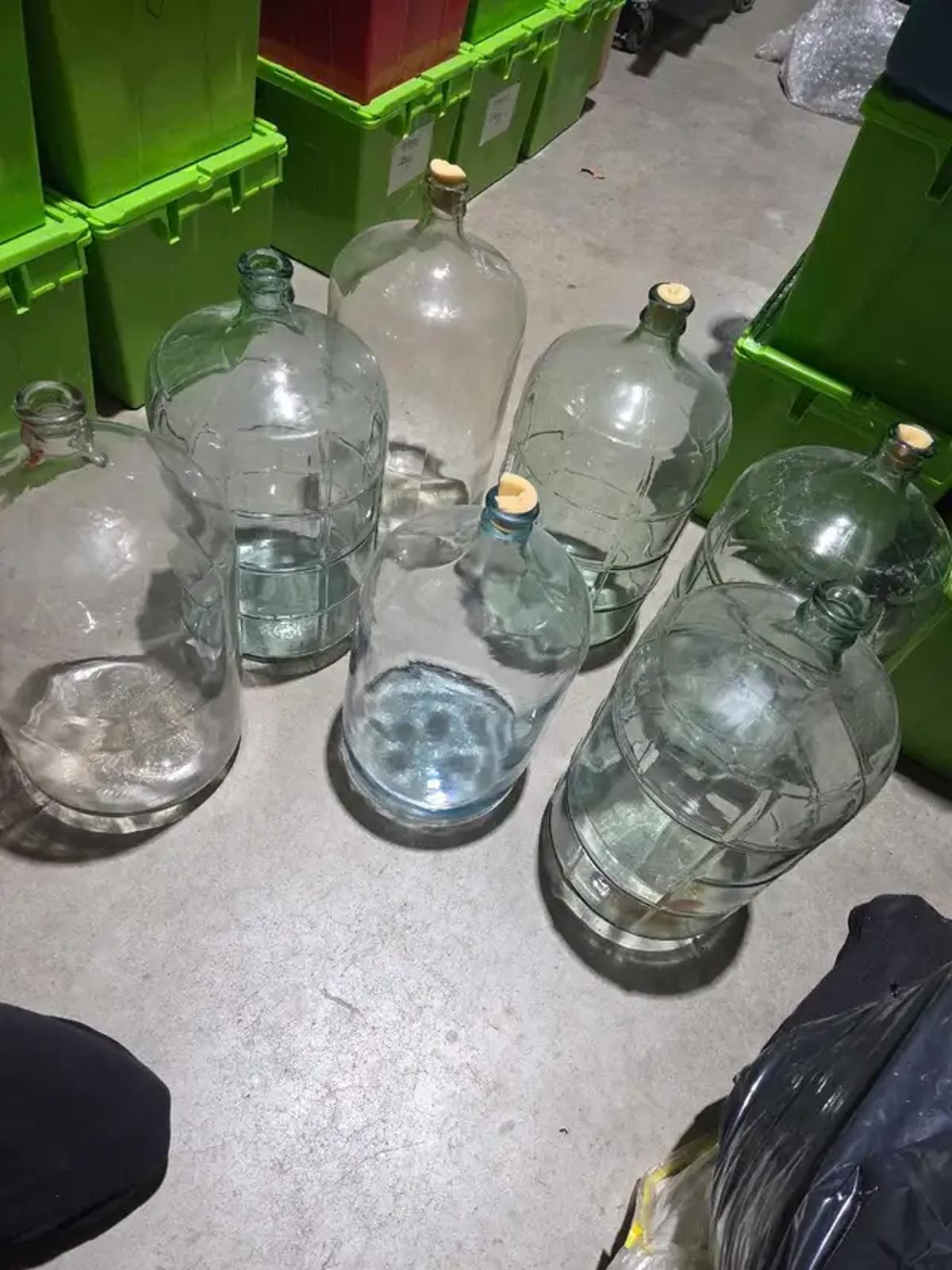 Glass 5 Gallon Carboys - 7 available