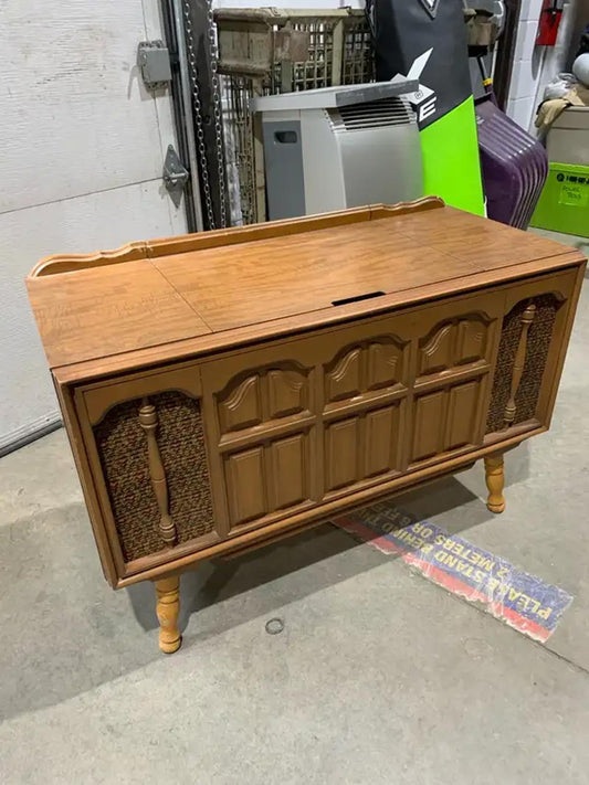 Vintage RCA Record Player Console