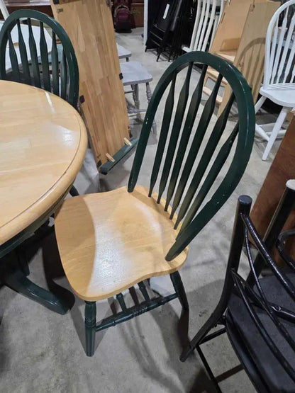 Round Extendable Dining Table With 4 Chairs