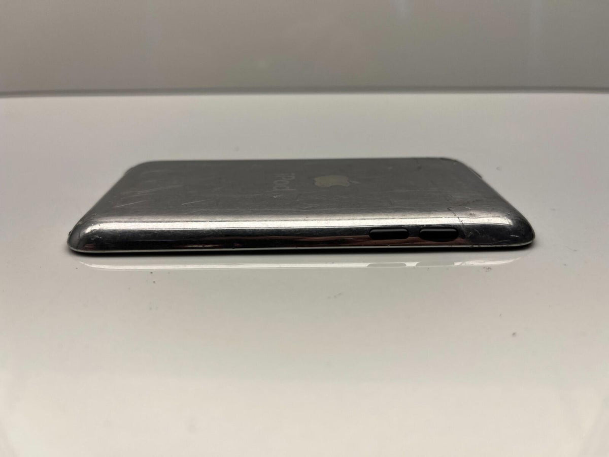 iPod Touch 4th Generation 8GB A1367 FOR PARTS