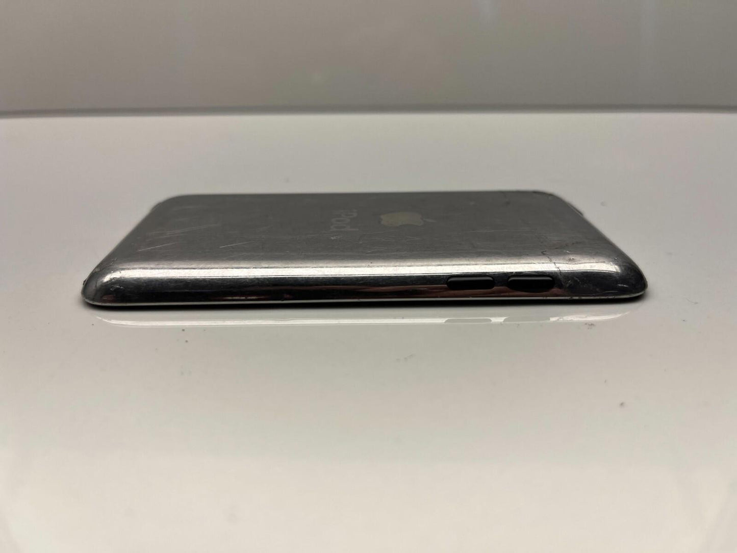 iPod Touch 4th Generation 8GB A1367 FOR PARTS