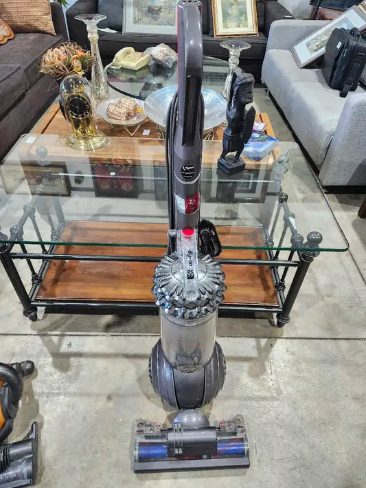 Dyson DC77