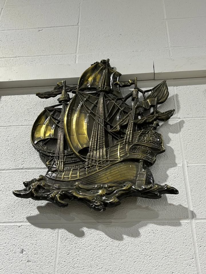 Vintage Pirate Ship - Wall Art