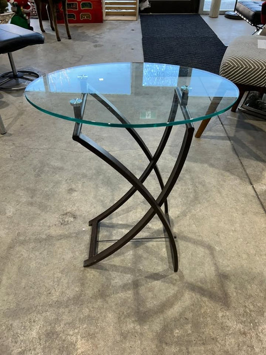 Dainolite End Table - Tempered Glass