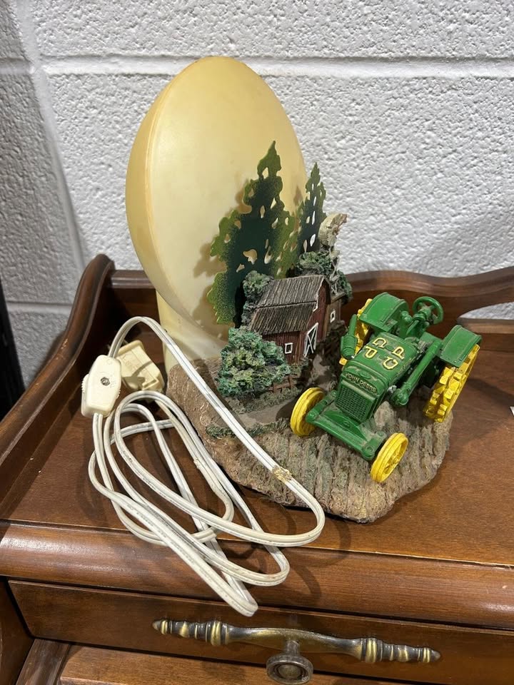 Vintage John Deere Tractor Night Ligth