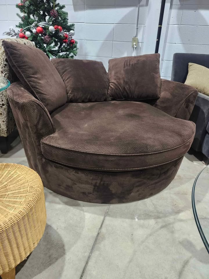 Oversized Round Nest Chair - Chocolate Brown