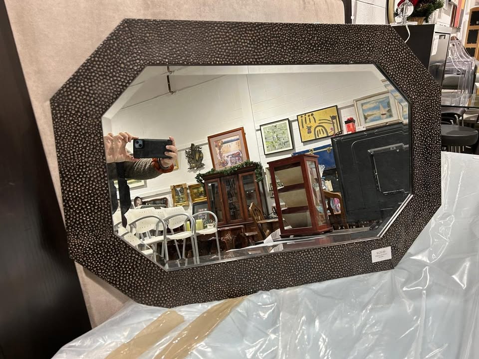 Elegant wall Mirror