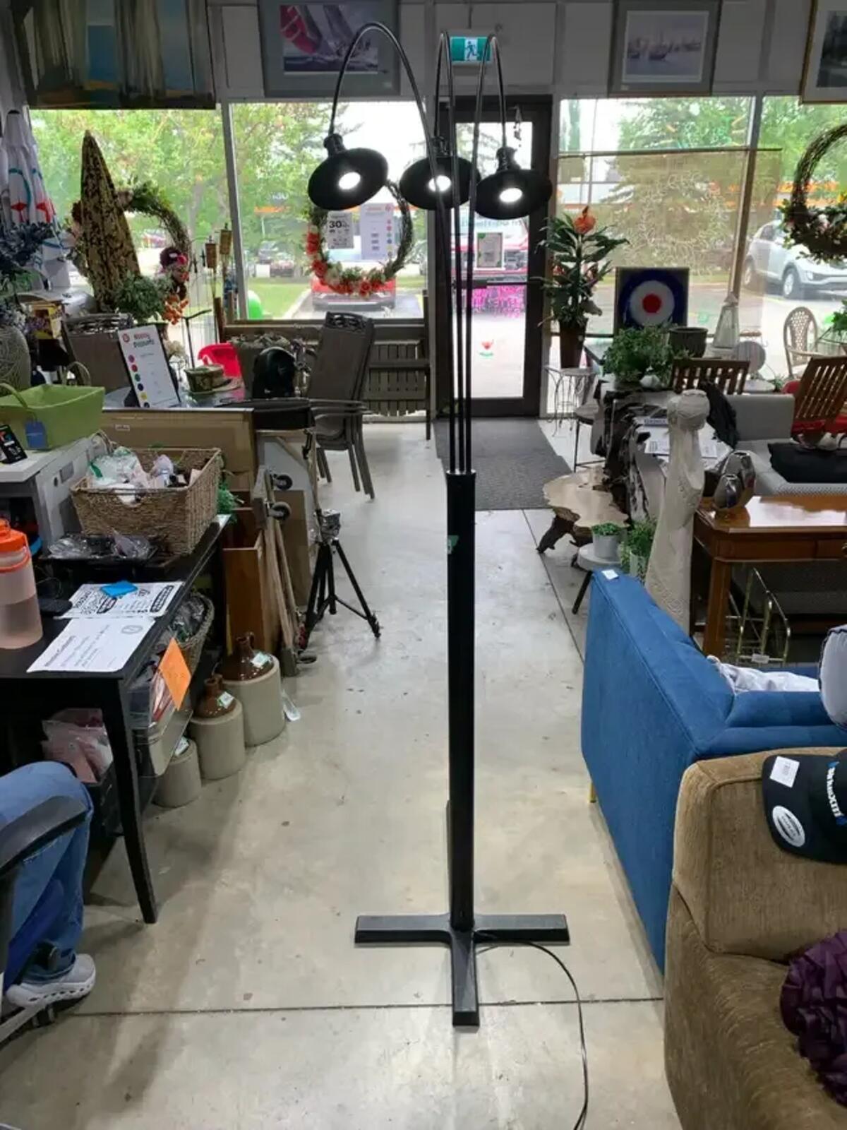 Large 7ft Black Floor Lamp with 3 adjustable heads