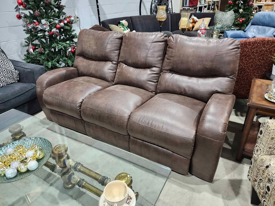 Soulful House Leather Power Recliner