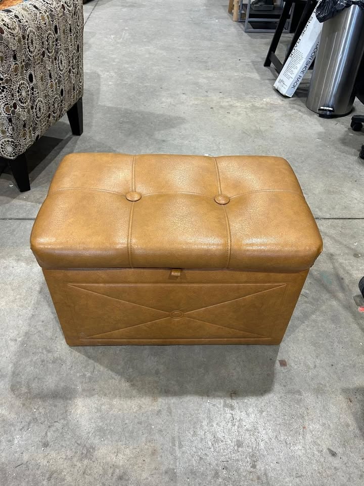 Vintage Storage Ottoman - Orang/Beige