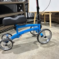 Nitro Glide Knee Walker