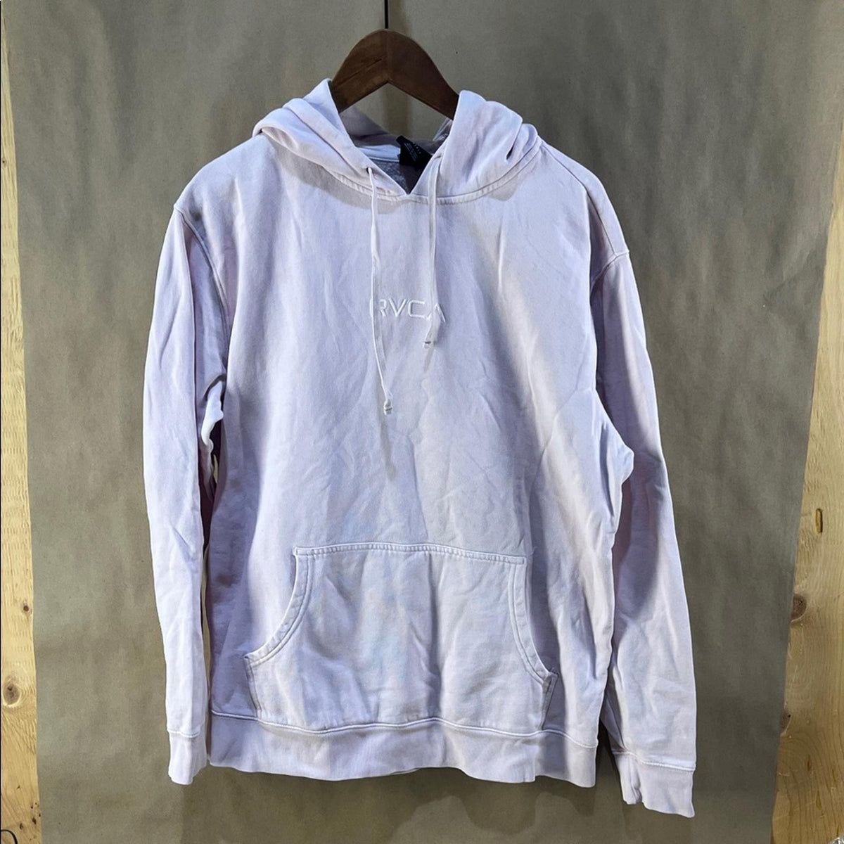 RVCA Men’s Lavender Hoodie (Size L)