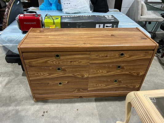 Blonde Palliser Dresser