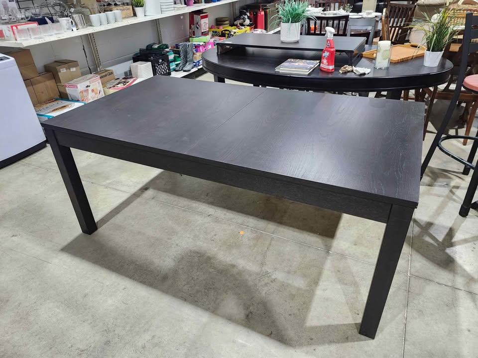 Ikea BJURSTA Extendable Dining Table