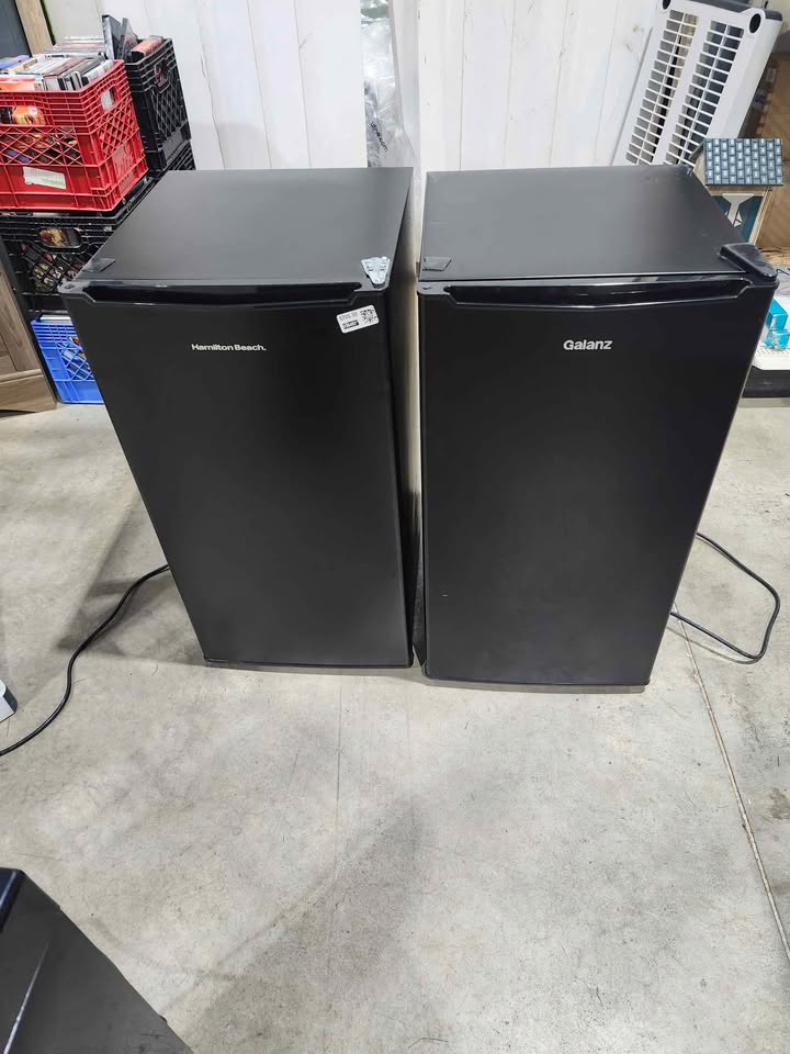 Hamilton Beach/Galanz 3.3 cu.ft Compact Refrigerators - 8 Available!